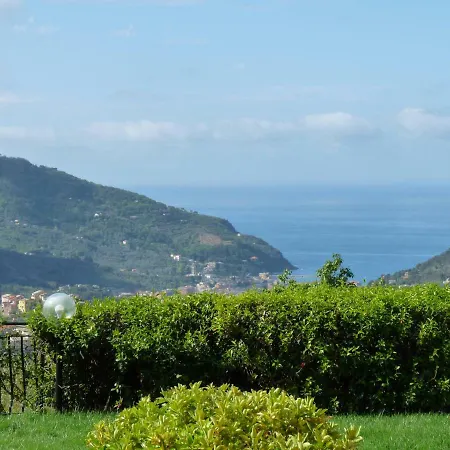 게스트하우스 La Vignana - 5 Terre 4*